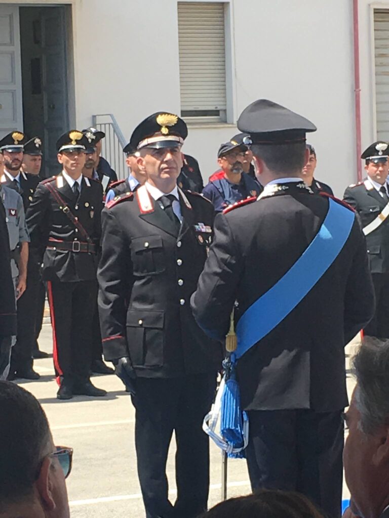 Si dice che nessuno sia eroe in patria, la regola non vale per il luogotenente Salvatore Giaccoli che, dopo la lunga esperienza al comando della stazione carabinieri di Cerignola, raccoglie riconoscimenti anche nella città natale.