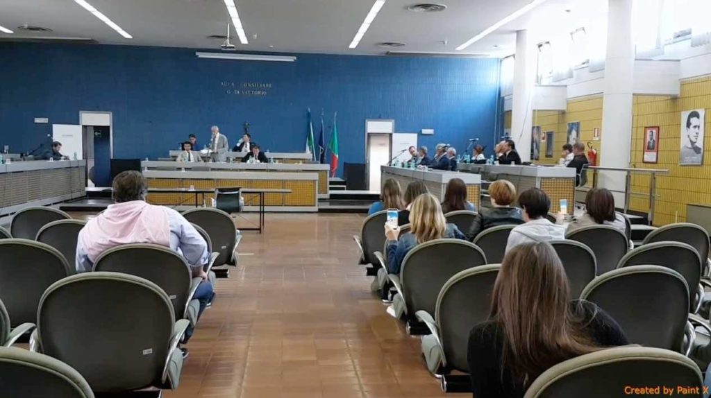 Finanziamenti alle scuole, alloggi popolari e borse di studio sono stati gli argomenti affrontati dal consiglio comunale di Cerignola.