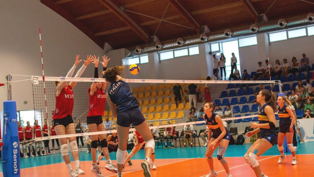 L’attesa è finita: domani 12 luglio inizieranno gli Europei di Volley Femminile Under 21 nelle città di Andria e Cerignola e che si concluderanno con la finalissima del 17 luglio al PalaTatarella del centro ofantino.