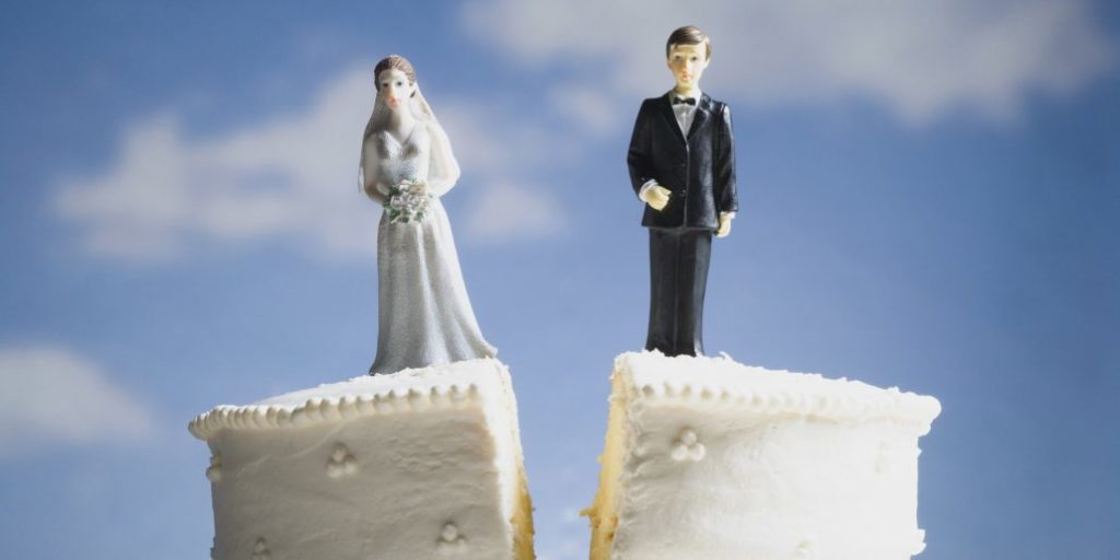 Da oggi, per divorziare in Comune, bastano 16 euro, ma non tutti gli uffici pubblici sono pronti!