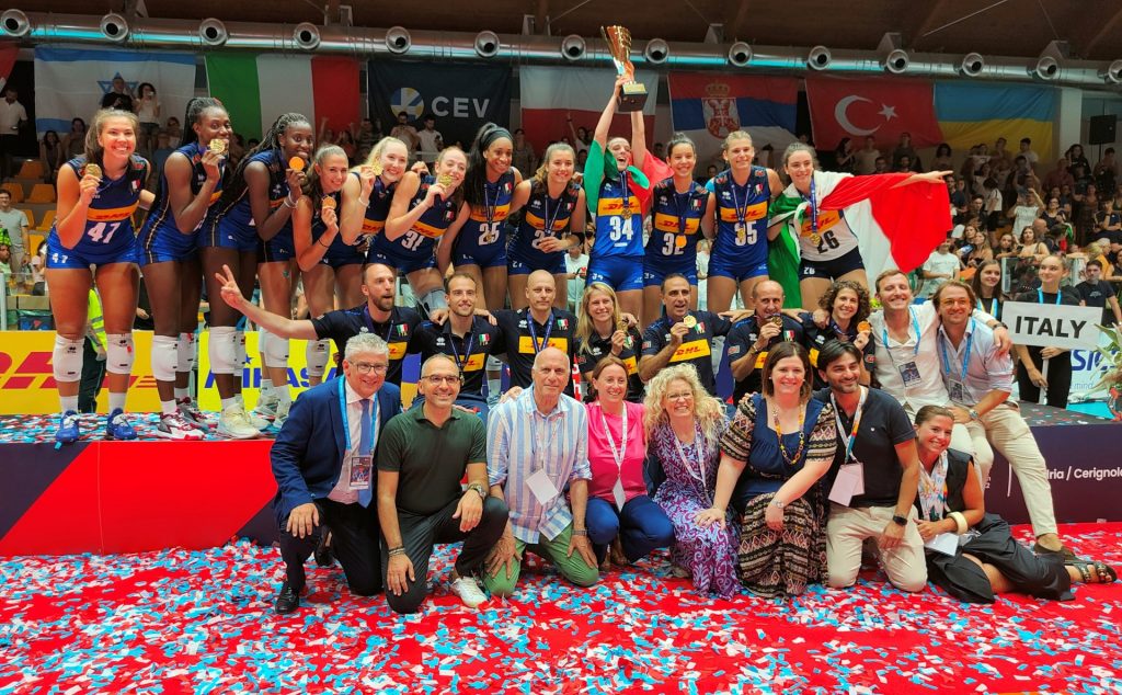 Soddisfazione dell'amministrazione comunale dopo la partita che ha visto vincere l'Italia in finale contro la Serbia, battesimo fortunato per il PalaTatarella e gloria per Cerignola che si erge a 